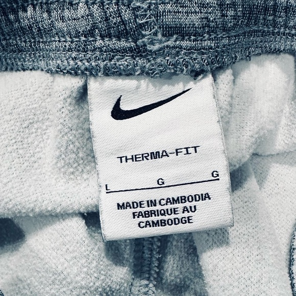 Boys Nike pants - Picture 2 of 3